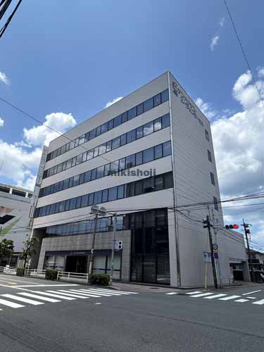 大分市のサンオブサン・エージェンシービル 外観2