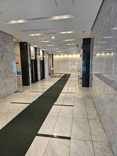 祇園・呉服町のランダムスクウェア エレベーターホール2