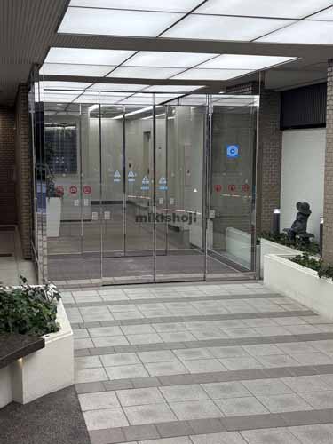 西新橋の７東洋海事ビル エントランス6