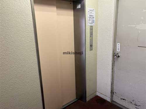 神田平河町・神田佐久間町・神田佐久間河岸の星野ビル エレベーターホール1