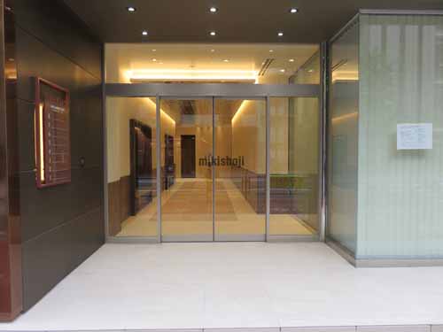 東五反田のＴＨＥ　ＧＡＴＥ　ＧＯＴＡＮＤＡ　ＥＡＳＴ エントランス3