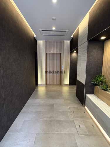 Ｓ－Ｇｌａｎｚ　ＫＵＤＡＮ　ＢＬＤ． エレベーターホール1