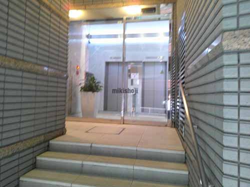 新宿セントランドビル エントランス1