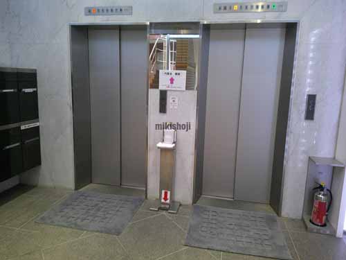 新宿セントランドビル エレベーターホール1