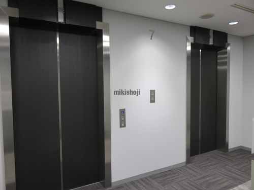 豊洲・枝川・青海・有明の青海フロンティアビル エレベーターホール1