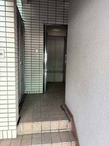 神田紺屋町・神田富山町・神田東松下町のリプロ神田ビル エントランス2