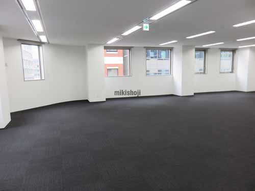 香蘭社ビル 貸室内1