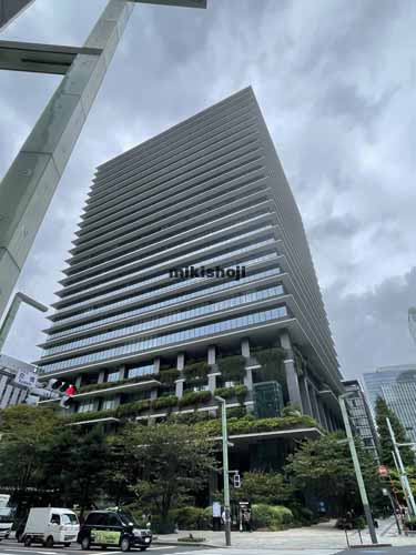 京橋の東京スクエアガーデン 外観2