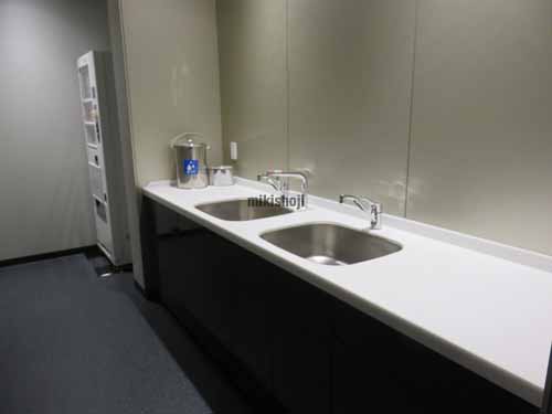 西新宿の住友不動産新宿セントラルパークタワー 水回り1