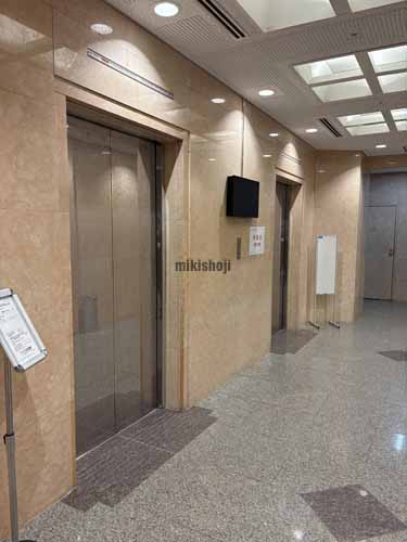 中央区のＪＰＲ千葉ビル エレベーターホール1