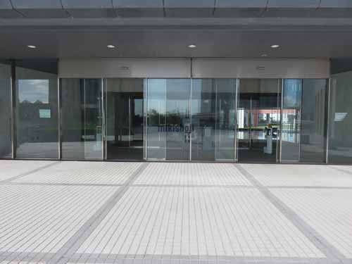 美浜区のｍ　ＢＡＹ　ＰＯＩＮＴ　幕張 エントランス1