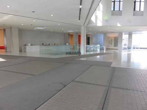美浜区のｍ　ＢＡＹ　ＰＯＩＮＴ　幕張 エントランス2